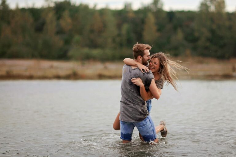 How to Navigate Emotional Burnout in Relationships