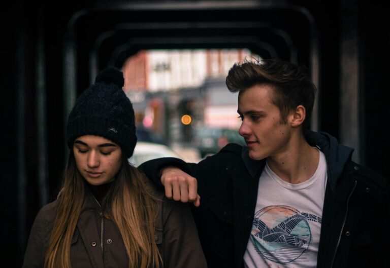 How to Build Trust in Long-Distance Relationships